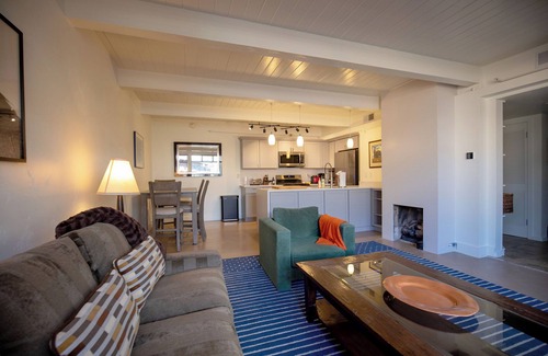 Snowmass Village Condo | 2-bedroom ski in ski out condo in Snowmass Village with hot tubs and sauna