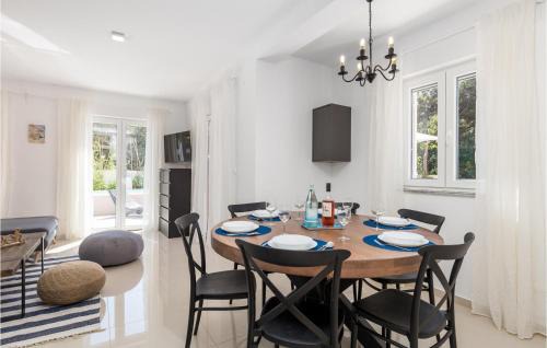 Miholascica House | 2 Bedroom Stunning Home In Miholascica