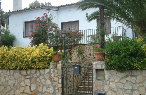 Sa Riera Villa | 2 Bedroom villa private swimming pool free wifi