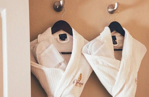 Florida Central Atlantic Coast Resort | 2 bedroom villa, sleeps 8. 5 minutes to the theme parks.