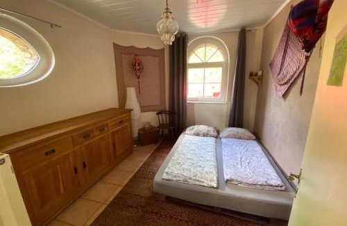 Kurrenberg Apartment | 2 Bedroom with Bathroom - Altbauvilla