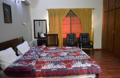 Islamabad House | 2 Bedroom with extra single bed