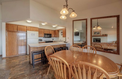 Hope Condo | 2 Bedroom with Water View