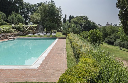 Siena Apartment | 2 bedrooms apartment walking distance from Siena center