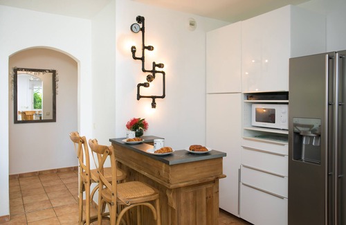 Orient Bay Villa | 2 bedrooms, private pool and sea view