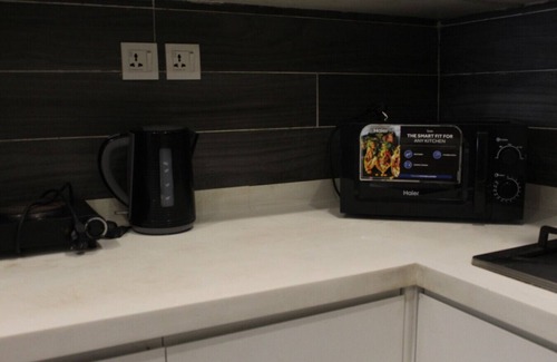 Lahore Apartment | 2 Bedrooom Apartment in the Heart of Lahore with Gym Access