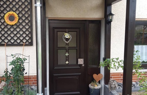 Westerburg Apartment | 2 Bettwohnung "kirschblüte" - Ferienwohnungen Wengenroth