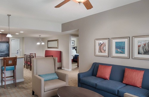 Oxon Hill Condo | 2 BR at Wyndham National Harbor -Rooftop + Indoor Pools. 25% Deposit to Book!