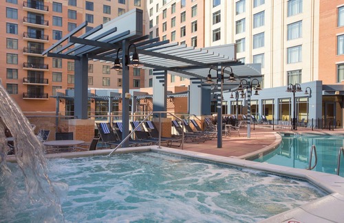 Oxon Hill Condo | 2 BR at Wyndham National Harbor -Rooftop + Indoor Pools. 25% Deposit to Book!