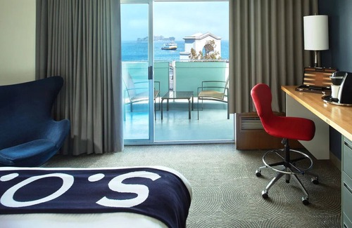 Fisherman's Wharf Hotel | 2 Comfortable Units w/Gym Access | Near Museum