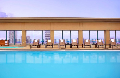 Downtown Jacksonville Hotel | 2 Connecting Suites at a 4⭐️ Hotel