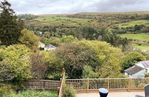 Pontsticill House | 2 - Floras Cabin- Outdoor tub - Romantic escape