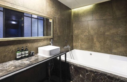 Busanjin Hotel | 2 Heaven Hotel