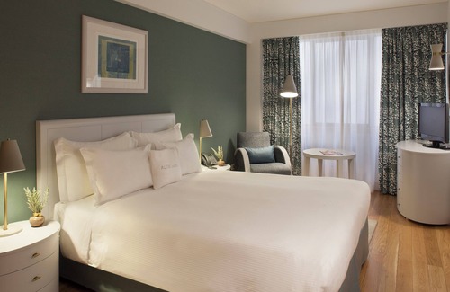 Santo Antonio Hotel | 2 Homely Units Perfect for Groups at Altis Suites! w/Kitchenette, Pet-friendly!