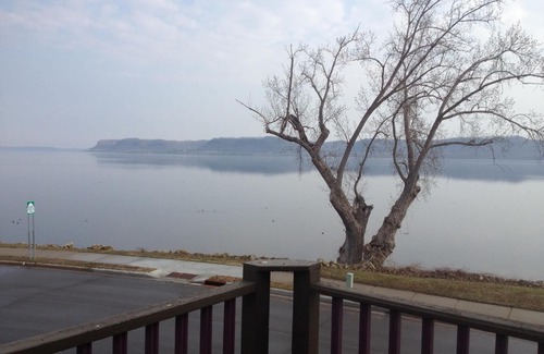 Lake City Cottage | 2 level, 2 bedroom/2 bath filled with windows framing amazing water views!