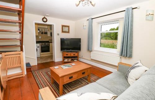 North Walsham House | 2 Lock Cottages