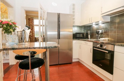 Windermere House | 2 Merewood Cottages