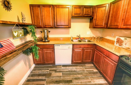 Las Vegas House | ✪ 2 Mi to Downtown/Fremont ✪ Heart of Vegas [30-Day & up] Free WiFi Parking