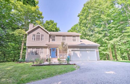 Beulah House | 2 Mi to Dtwn! Beulah Family Home with Fireplace