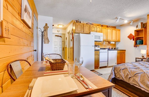 Granby Condo | 2 Mi to Granby Ranch: Dog-Friendly Studio!