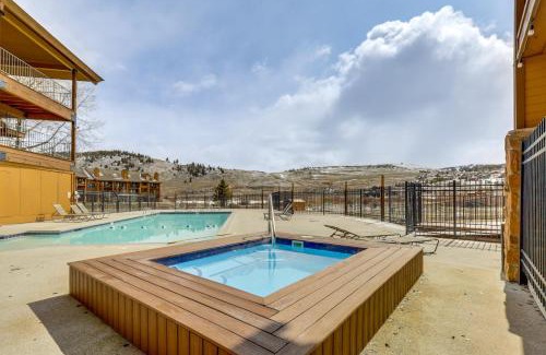 Granby Apartment | 2 Mi to Granby Ranch Mtn Condo with Hot Tub!