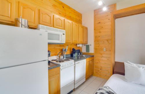 Granby Apartment | 2 Mi to Granby Ranch Mtn Condo with Hot Tub!