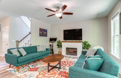 Lakeside Woods House | 2 Mi to Lake Access Pet-Friendly Bumpass Retreat!