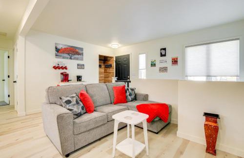Manitowoc House | 2 Mi to Lake Michigan Family-Friendly Home