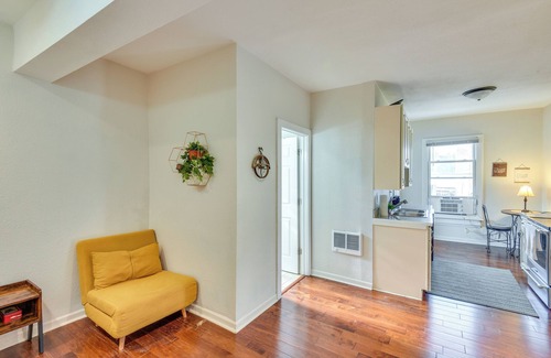 Sawyer Apartment | 2 Mi to Warren Dunes - Bright Sawyer Apartment!