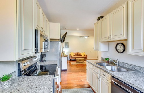 Sawyer Apartment | 2 Mi to Warren Dunes - Bright Sawyer Apartment!