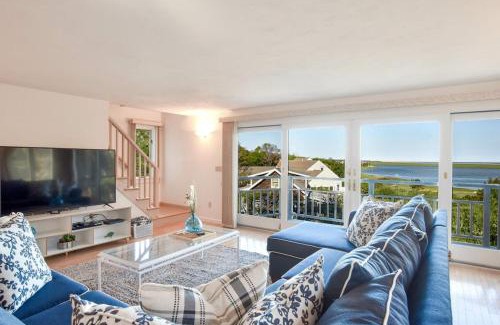 East Orleans House | 2 Min Walk to Private Beach & Boat Launch