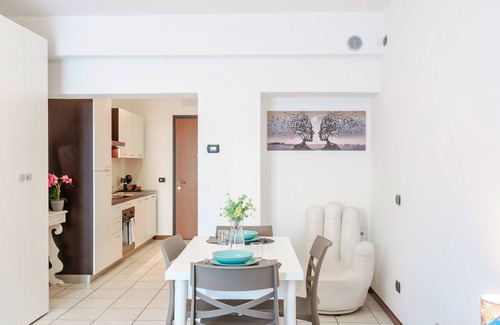 Don Bosco Apartment | [2 minutes from the Station] Comfort & Design