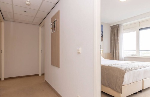 Kamperland Hotel | 2 Modern Haven | Wellness & Pool escape near Theme parks and Beach getaway