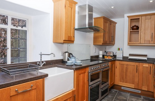 North Bovey Cottage | 2 NEW MILL COTTAGES, pet friendly, with open fire in North Bovey