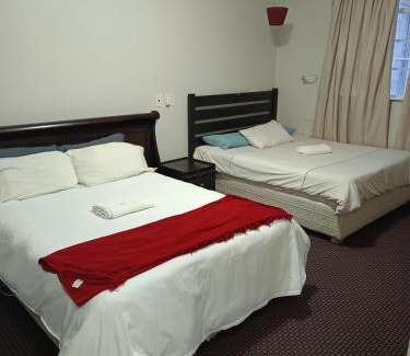 King William's Town House | 2 Oaks Guest House