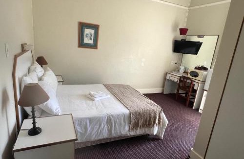 King William's Town House | 2 Oaks Guest House
