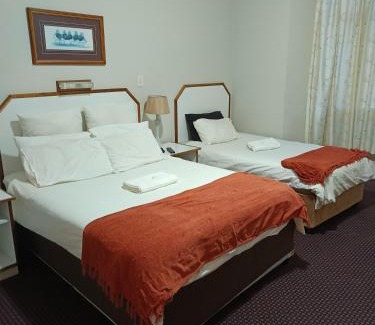 King William's Town House | 2 Oaks Guest House