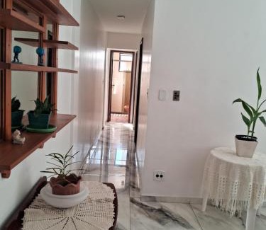 Algodoal Apartment | 2 qrtos 1quadra da PRAIA DO FORTE com GARAGEM, Varanda, elevador, frente rua com vista livre