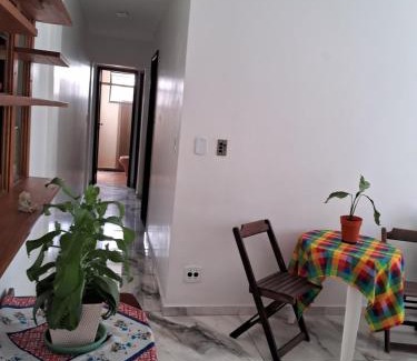 Algodoal Apartment | 2 qrtos 1quadra da PRAIA DO FORTE com GARAGEM, Varanda, elevador, frente rua com vista livre