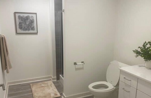 Downtown Jackson Apartment | 2 Queen Bed Studio Su