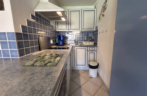 Miramar Apartment | 2-room apartment, near beach, pets allowed