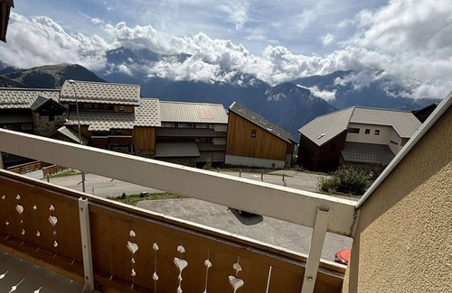 Huez-en-Oisans Apartment | 2-room apartment cabin, 5 people - Alpe d'Huez