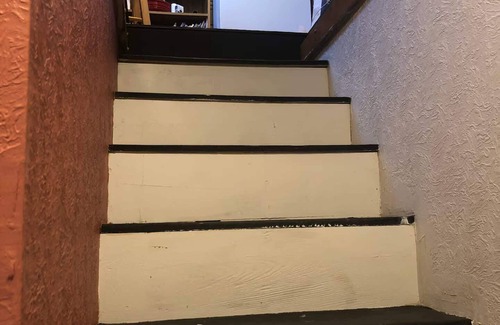 High Street Hill Apartment | 2 rooms close to Medical