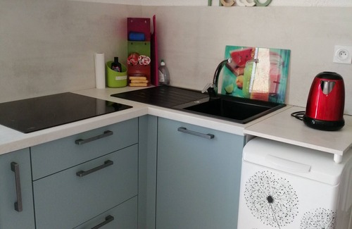 Frejus House | 2 rooms on garden level small charming house rated 3 stars