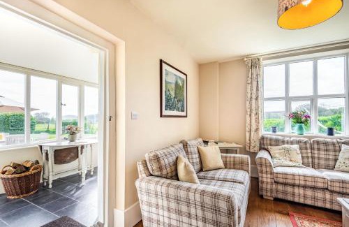 Abercraf House | 2 Siluria Cottage