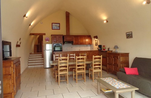 Saint-Andre-de-Vezines Cottage | 2-star Gîte Le PAILLER in Marlavagne