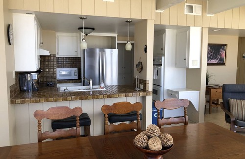 Balboa Peninsula Apartment | 2 Story Large Beachfront Apt, Ocean View