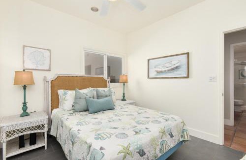 Santa Ana Heights House | 2 Story Oceanfront Patio and Ocean Views on 59th St