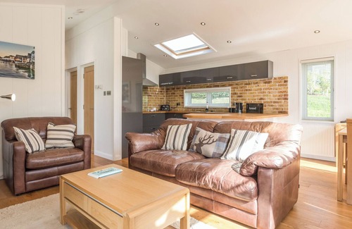 Looe Cottage | 2 TREE TOPS, family friendly, luxury holiday cottage in Lanreath