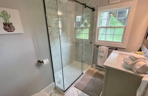 Fredericton Apartment | 2 Unit Duplex (2+2br)